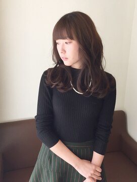 ウィ ラグゼ 北千住店(Oui luxe) 柔らか&清楚で優しい印象◎ 【 ゆるカールセミロング 】