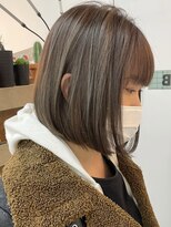 キューズ クラブ(cuz KLUB)&nbsp;【cuzKLUB】なじませハイライトシアーグレージュ×ボブ