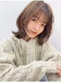 ベージュインナーカラーショートボブレイヤーミディアム前髪
