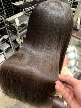 ラブレア(La-Brea) 艶々コスメストレート