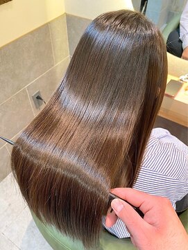 バルス(BLS) 美髪ストレート/ロング【藤枝/髪質改善】