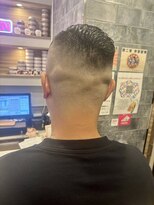 銀座マツナガ 神田店&nbsp;短髪スキンフェード震災刈りアイロンパーマベリーショートメンズ