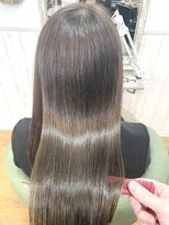 ルヴェール 北方店(LeVert)&nbsp;髪質改善/広がりコントロール/ナチュラルストレート/グレーシュ