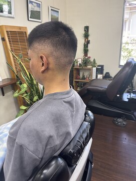 カオル(kaoru) フェードカット/メンズカット