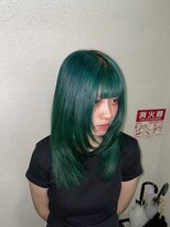 ビゼ 梅田(BIZE)&nbsp;エメラルドグリーンカラー