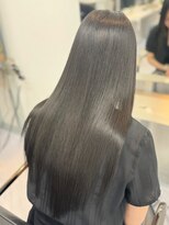 ヴィヴィー 福岡天神店(VIVIE) オッジィオット使用のナチュラル艶ロング