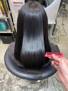 エトラ 渋谷店(etora) 小顔 前髪 レイヤーカット ダークブルー ワンホンヘイヤー "