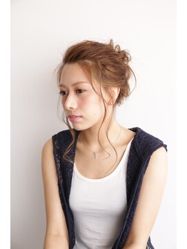 クラン ヘアーアンドスタジオ(CLAN hair & studio) ゆるふわお団子ヘア
