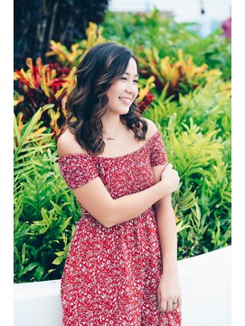 ソーホー ニューヨーク シズオカ(SOHO newyork SHIZUOKA) 大きめ無造作ウェーブの大人かわいいフェミニンロング