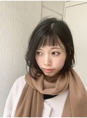 大人可愛いふわミディ☆丸みシルエット×艶髪ブラック