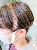 ハイライト、グレージュ、マニッシュショート、スリーク