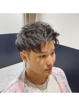 リバティシェアバーバー 銀座(LIBERTY SHARE BARBER) マッシュベース ショートスタイル