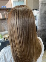 クルー(CREW)&nbsp;白髪白髪ばかしデザイン　髪質改善