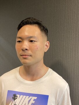 リリー(Lily) 七三スキンフェード【理容】品川/平和島/スキンフェード