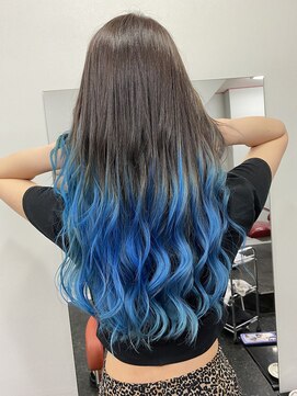 カリーナ(CARINA) ハイトーンカラー/グラデーションブルー