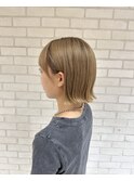 透明感ベージュボブ