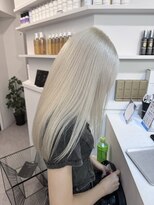 ペレ 渋谷(PELE)&nbsp;イメチェン/ホワイトブロンド/外ハネボブ/ワイドバング/渋谷