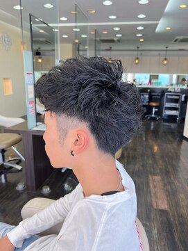 シャルトルーズ(Chart Reuse) 福山市/chartreuse/ゆる巻きスパイラルパーマ