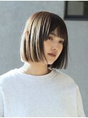 横浜西口レイヤーボブショコラベージュ丸みショートボブ前髪あり