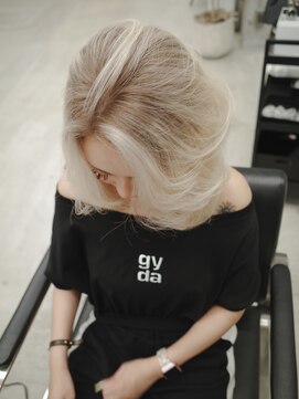 キオクエコ(KIOX eko) シャドールーツ/髪質改善/ムラ修正/レイヤーカット