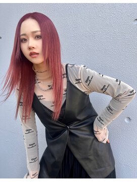ガルボ ヘアー(garbo hair) レッドカラーハイトーン艶髪