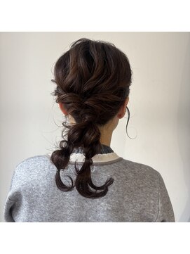 【ayumi】編み下ろしヘアアレンジ