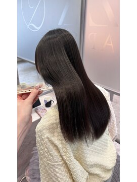 ジーナ  札幌大通(Zina) 髪質改善＊ダークパープル＊ストレート＊韓国風＊Zina札幌大通