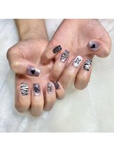 ネイルサロン ドレリッチ 心斎橋店(drerich)/ゼブラ×マグネットネイル