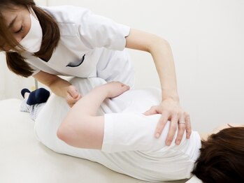 横浜ロイヤルカイロプラクティックの写真/女性の悩みに女性ならではの視点でサポート!優しいカイロプラクティックですがどこよりも早い結果に大満足!