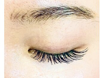 モーイ ブルップ 高槻店(mooi beloep)/フラットラッシュ１４０本