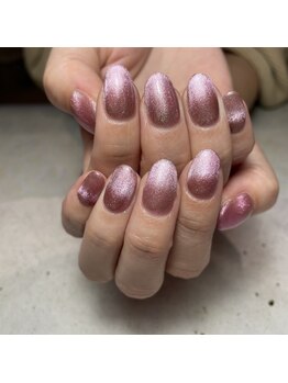 ヘアーアンドネイル ルシア(Hair&Nail Lucia)/フレンチ風マグネットネイル