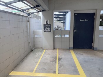 エチュラ(Achura)/お店の駐輪場