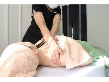 エステサロンルシア (LUCIA)の写真/スペシャルリンパマッサージ＆ショートヘッドマッサージ付
90分5500円