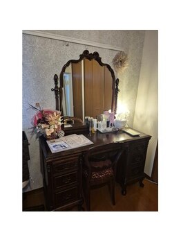 メゾン ドゥ レ(Maison du lait)/施術室ドレッサー