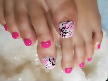 アグン(agung)/フットネイル お花デザイン