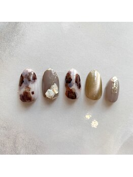 エフドット(f.)/ニュアンス秋ネイル