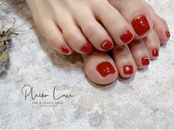 プレジールリュクス(Plaisir luxe)/レッドネイル×スタッズ