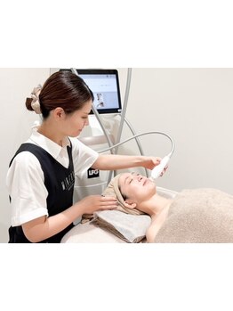 ホウレイ線・たるみ改善！予防ケア