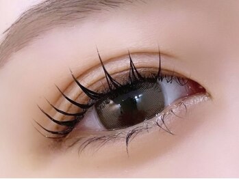 ダイヤモンドアイズ 横浜ルミネ店(DIAMOND EYES)/大人気の束感ラッシュリフト