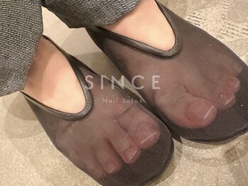 フットネイル・フレンチ(冨高)