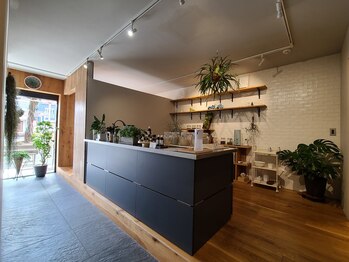 虹(Niji)/◆店内の様子