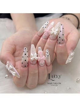 ラッキー(LUCKY)の写真/デートや特別な日にもぴったり♪ 韓国風・日本風どちらのデザインもOK！大人女子に人気のトレンドネイル★