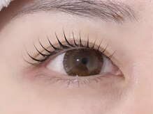 ネオリーブ ウリ(Neolive uri)/パリジェンヌ　まつ毛パーマ