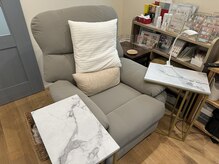 完全プライベートのサロン♪リクライニングソファでお寛ぎ下さい