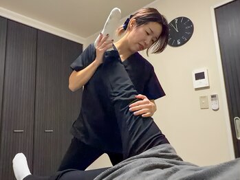 トゥーアズ シャロン(toAZ SHARON)/