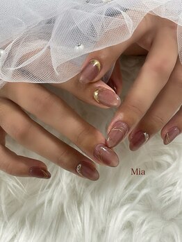 ミア(Mia)/ミラーアートネイル