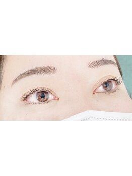 ナチュラル上品な目元にしたい