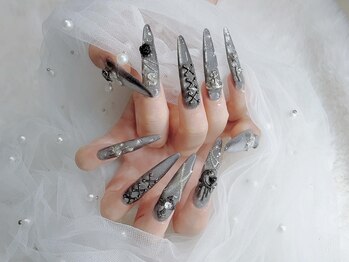 ロカネイル(ROKA NAIL)/パーツつけ放題★深夜営業