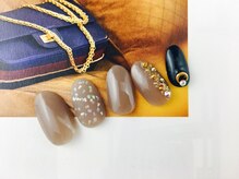 ネイルクロエ(NAIL KCLOE)/大人のアースカラーネイル