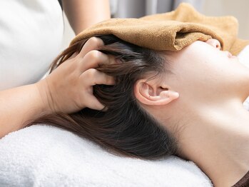 シャイニーワン 横浜(Shiny One)/